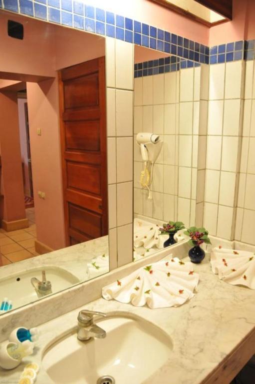 Hotel Sahara Regency Dajla Habitación foto