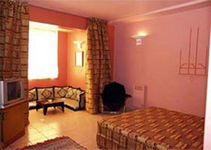 Hotel Sahara Regency Dajla Habitación foto